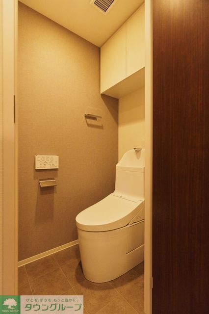 トイレ　※写真は同タイプ住戸です。