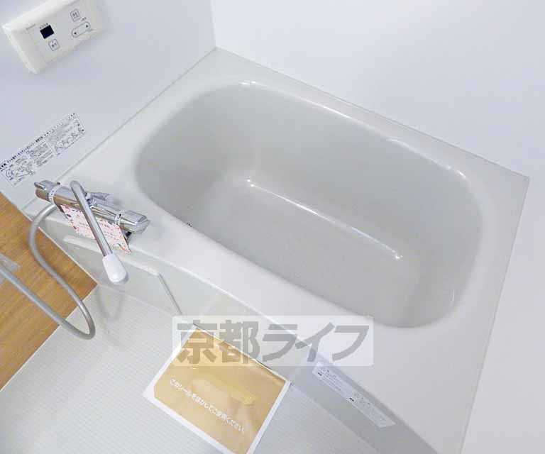 バス・シャワールーム　広いお風呂です。