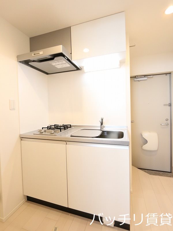 キッチン　同型タイプの為、現状を優先いたします。