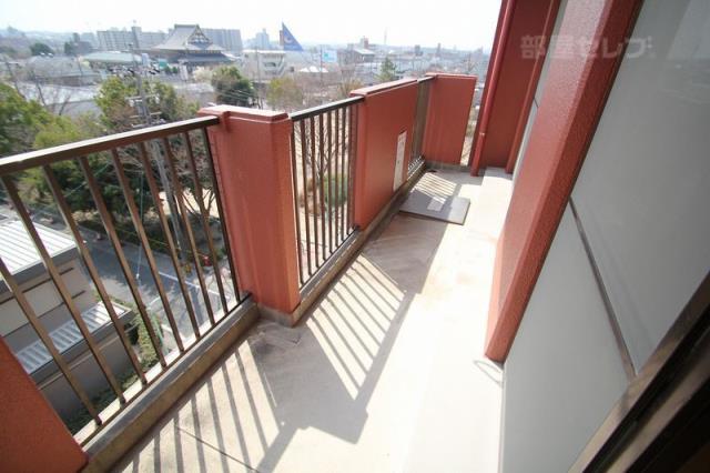 バルコニー　広いですよ。