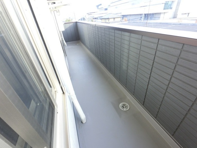 バルコニー　図面と現状に相違がある場合には現状を優先