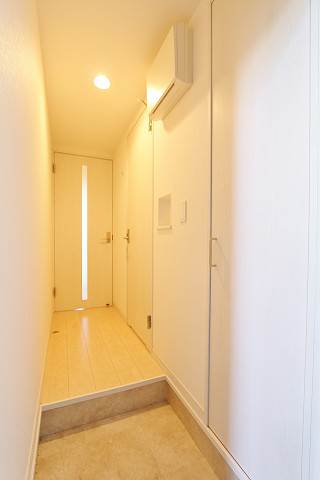 玄関　開放感のある玄関ですね