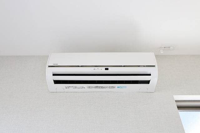 その他設備　嬉しいエアコン２基付き