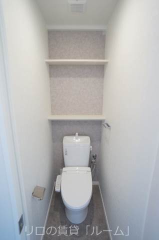 トイレ　別号室