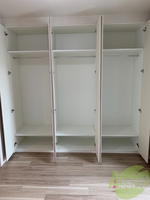 収納　壁一面クローゼット！収納充実してます。