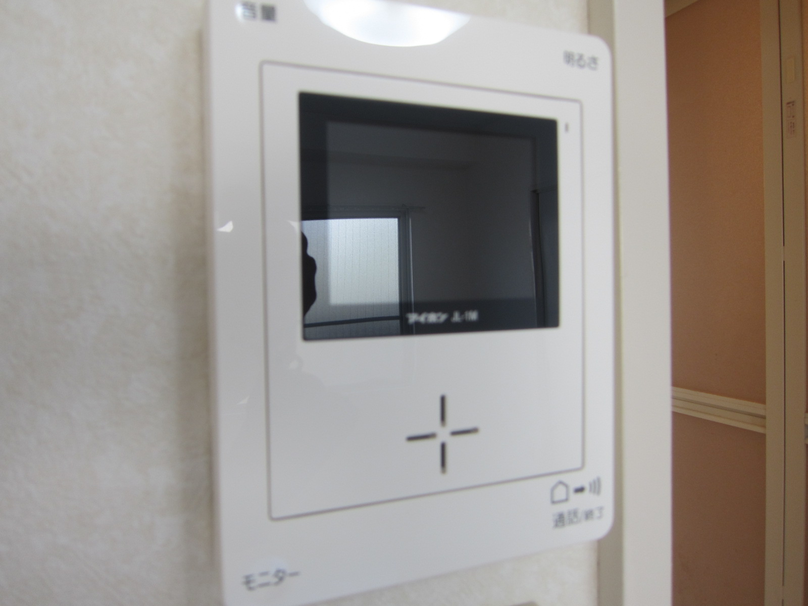 セキュリティ　TVモニター付きインターホン