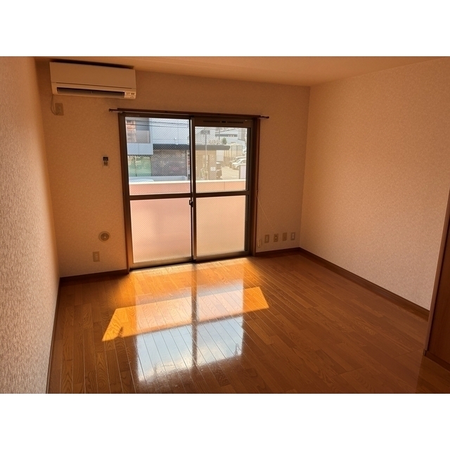 居室・リビング　別部屋のお写真です。