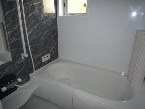 バス・シャワールーム　ゆったり過ごせるお風呂です