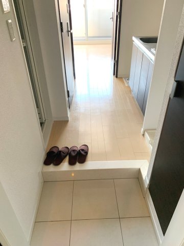 玄関　※別室参考写真