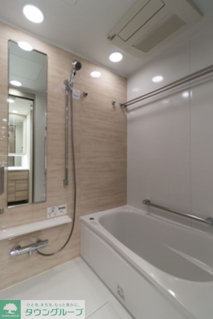 バス・シャワールーム　※写真は同タイプ住戸です。