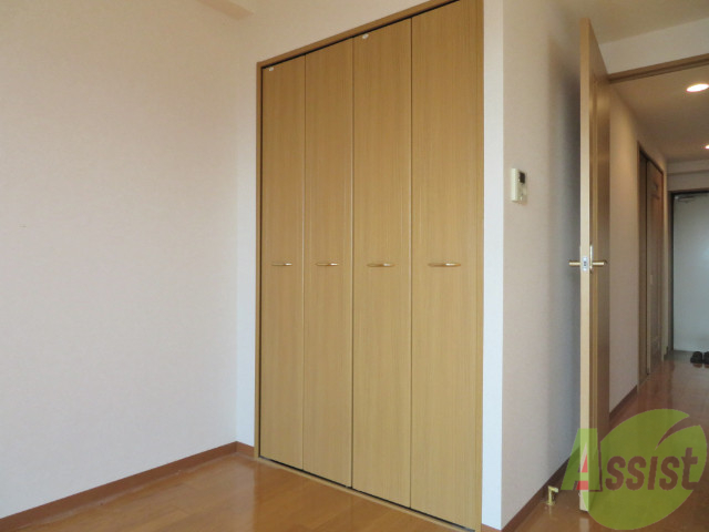 収納　クローゼットがありました。お洋服や荷物はここへ