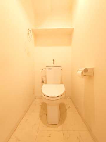 トイレ　別部屋参考画像