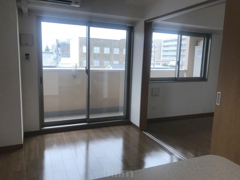 居室・リビング　※別のお部屋のお写真です。御参考までに。