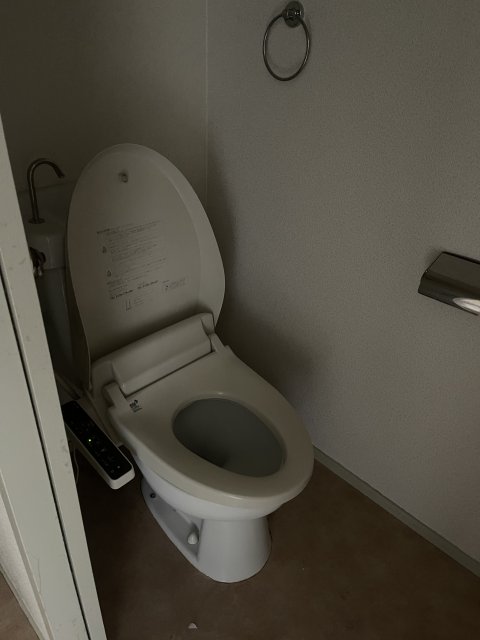 トイレ　同物件別室です。