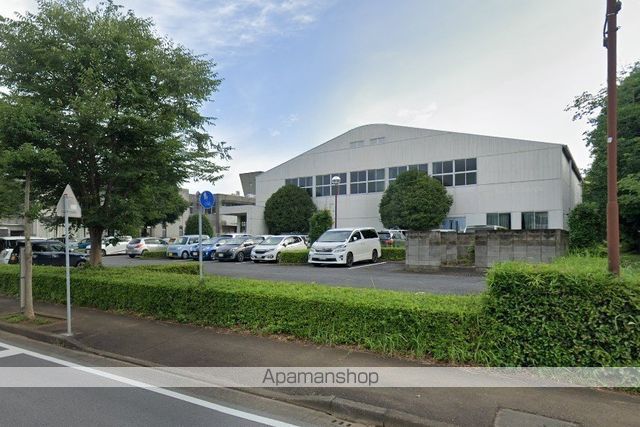 小学校　松代小学校（小学校）まで323m