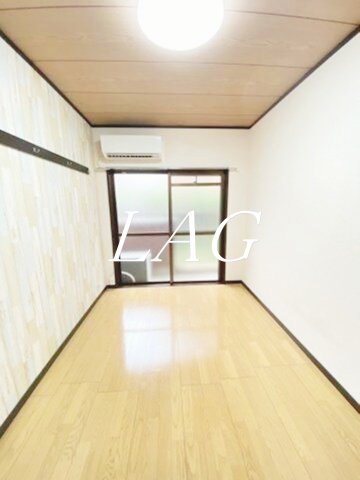 居室・リビング　洋室のお部屋です。