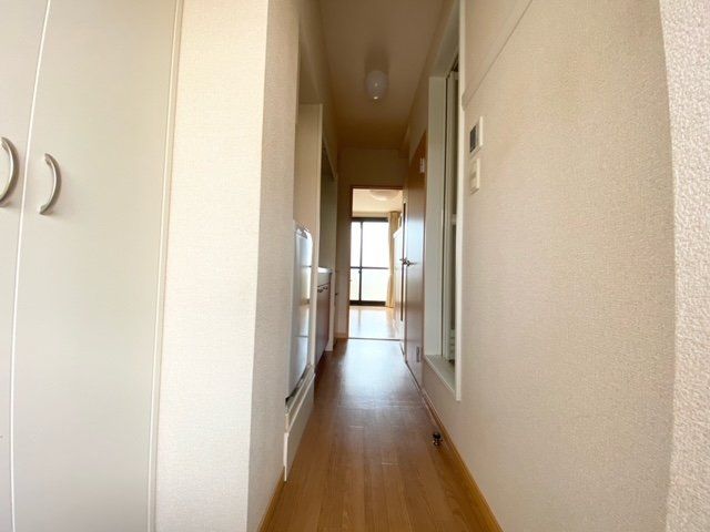 玄関　現況を優先