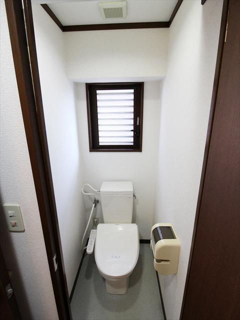トイレ　松山市喜与町　ハイツ楡の森　トイレ