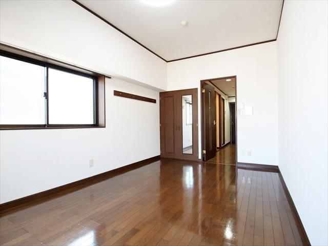 居室・リビング　松山市喜与町　ハイツ楡の森　リビング