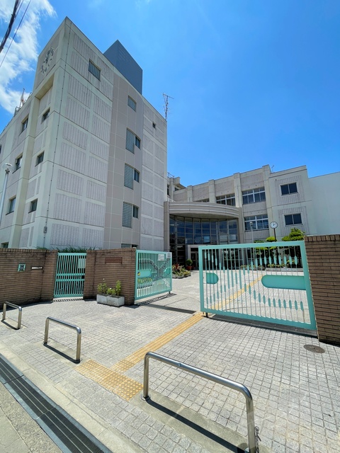 中学校　大阪市立田辺中学校（中学校）まで522m