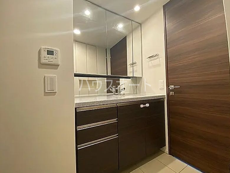 洗面設備　参考写真