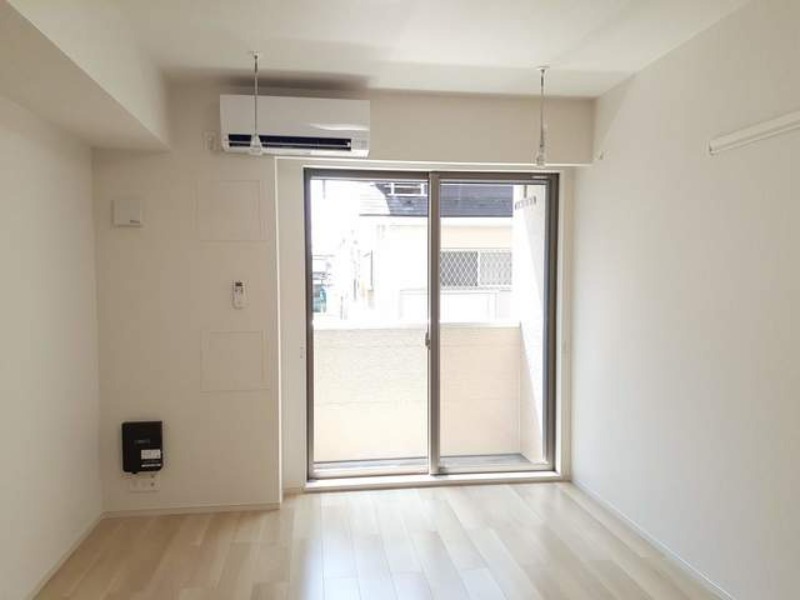 居室・リビング　図面と現状に相違がある場合には現状を優先