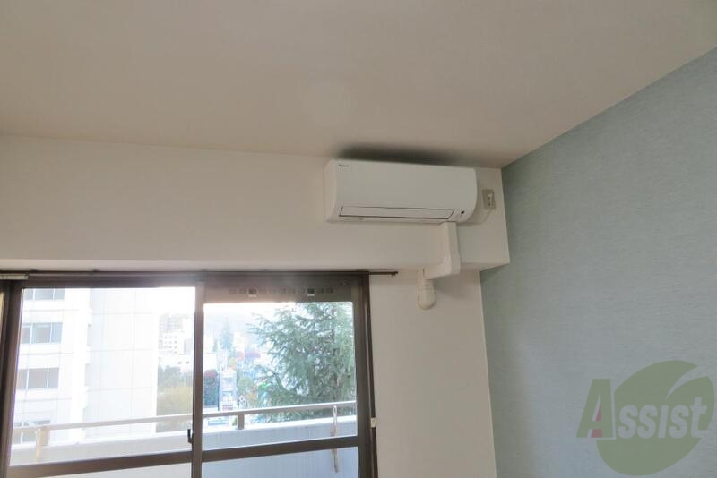 その他設備　エアコンはもちろん付いています。夏も便利です。