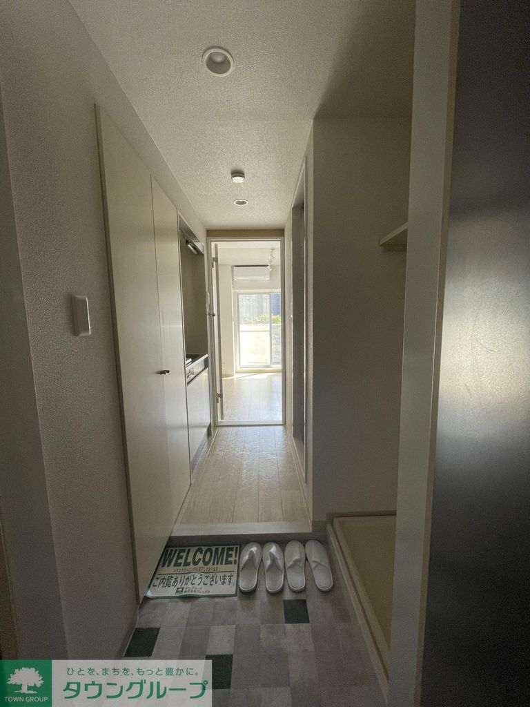 玄関　キッチン