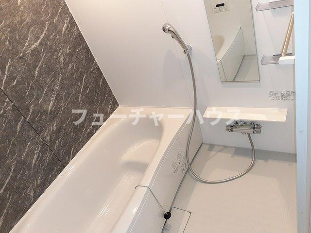 バス・シャワールーム　日々の暮らしに欠かせないお風呂です