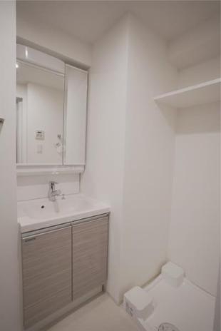 洗面設備　参考写真です（別部屋写真です）