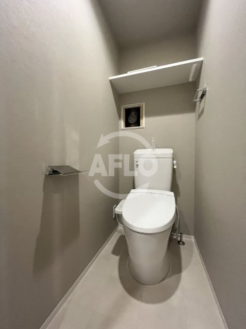 トイレ　コンフォリア・リヴ東三国駅前ソルテラス　トイレ