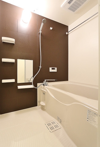 バス・シャワールーム　一日の疲れはこちらで癒やして下さい