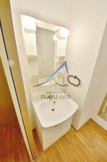 洗面設備　洗面台です。