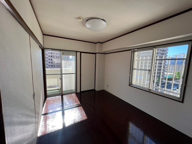 居室・リビング　別号室の写真です