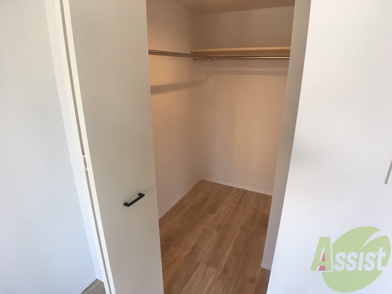 収納　嬉しいウォークインクローゼット仕様です！！