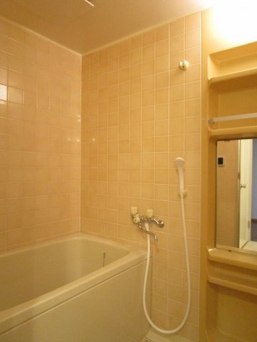 バス・シャワールーム　日々の疲れを癒すお風呂付です
