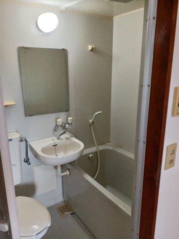 バス・シャワールーム　ゆったり過ごせるお風呂です