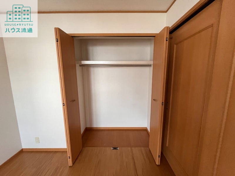 収納　※別号室の写真になります。