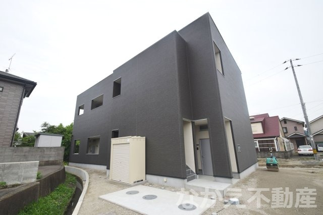 建物外観　外観は落ち着いています