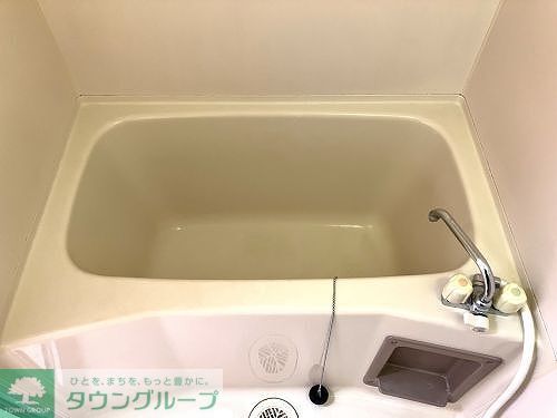 バス・シャワールーム　バスタブ