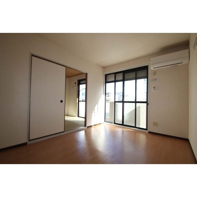 居室・リビング　※画像は全て１０３の内観写真