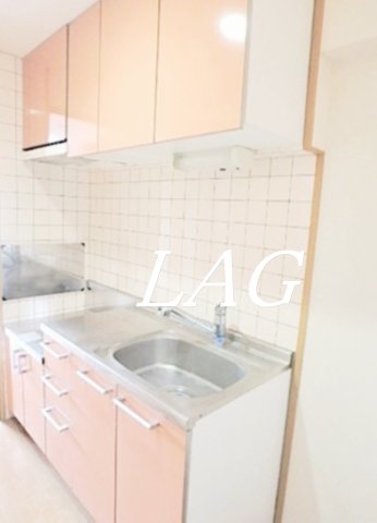 キッチン　キッチンです。