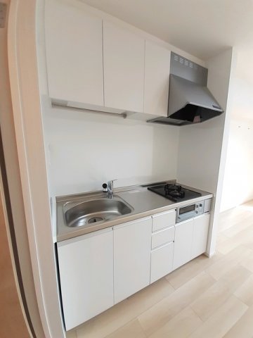 キッチン　コンパクトなキッチンで掃除もラクラク