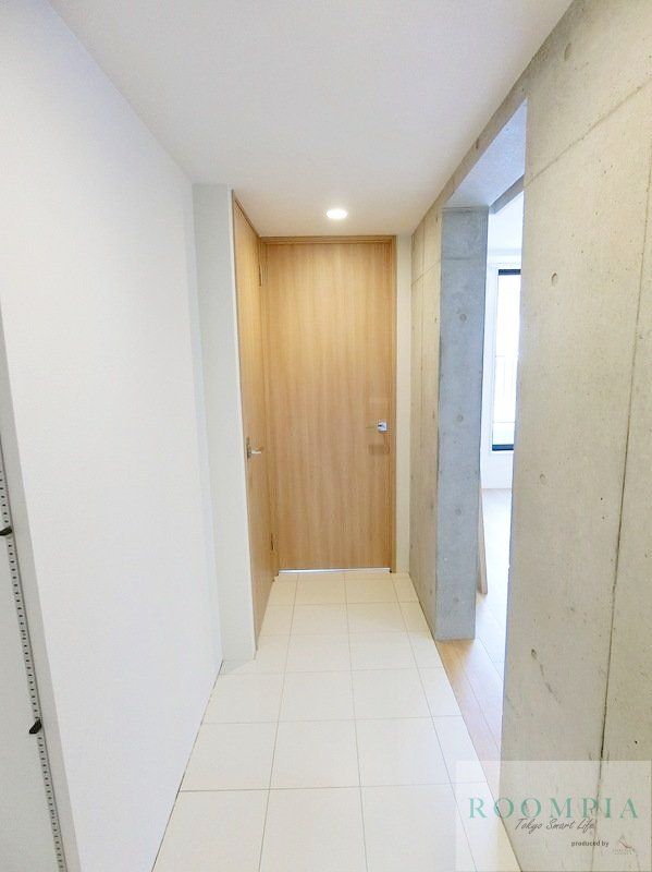 玄関　物件画像