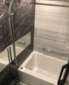 バス・シャワールーム　☆ゆっくりくつろげるお風呂☆