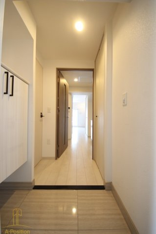 玄関　ロッカベラアパートメント