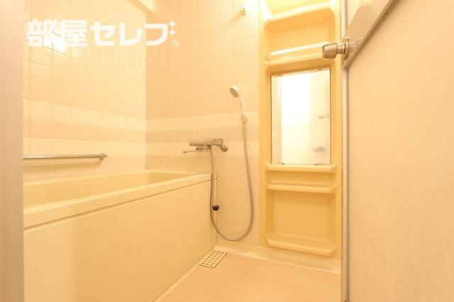 バス・シャワールーム　１日の疲れを癒して下さい