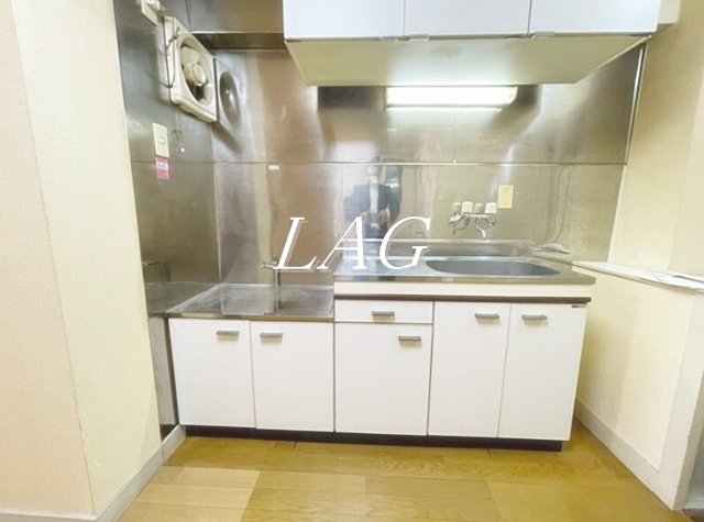 キッチン　キッチンです。