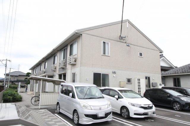 建物外観　落ち着いた雰囲気の外観です