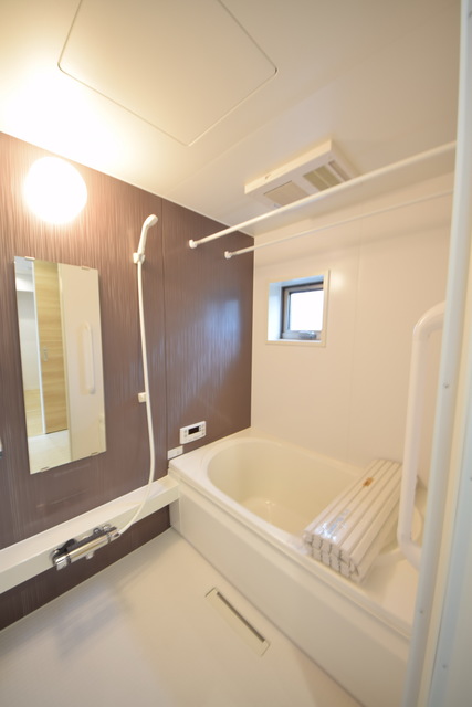 バス・シャワールーム　～今日も一日お疲れ様～